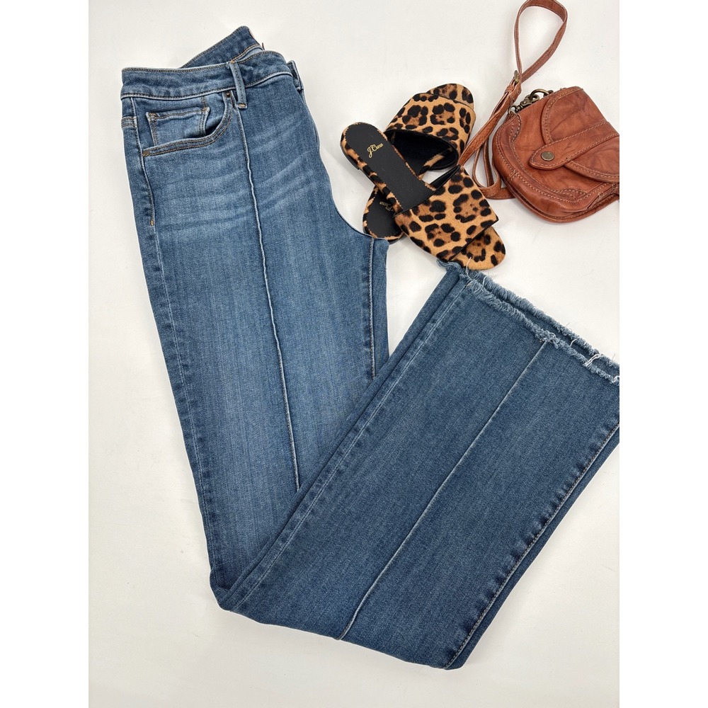 Driftwood Rosie Flare Pintuck High-Rise Blue Jeans Size 31